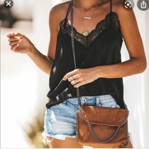 Chain detail crossbody purse🖤